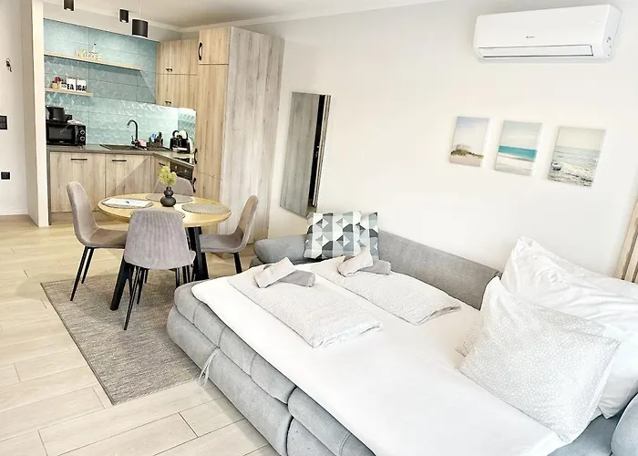 Marina By Dora Apartment *